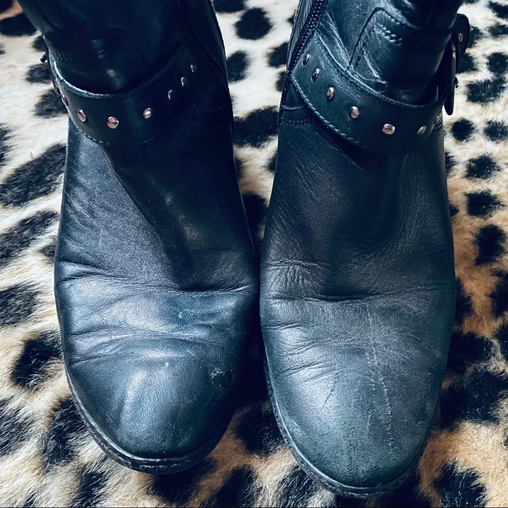 Anne Klein black Brier Moto ankle boots